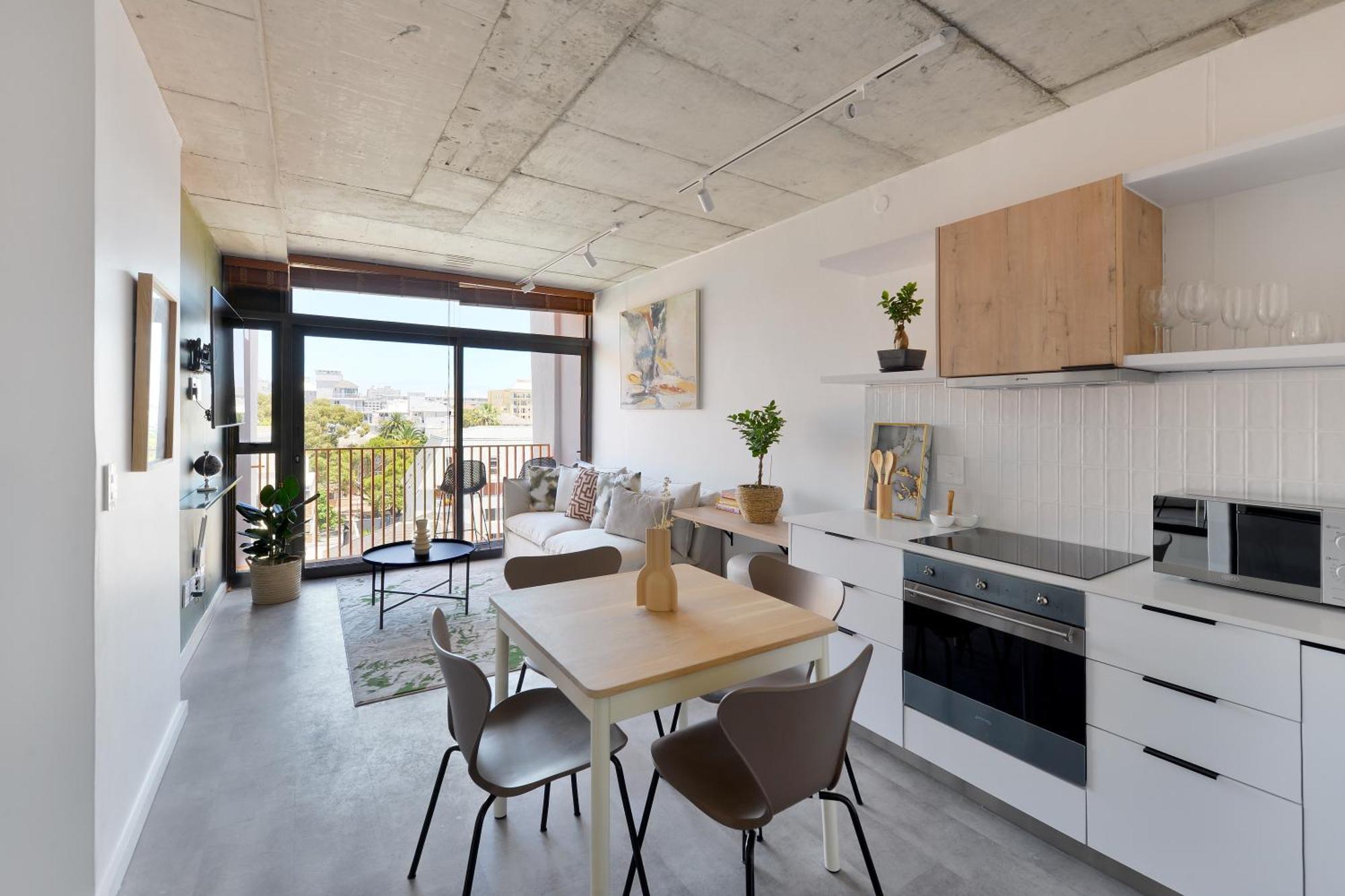 Sixonn By Fluent - Serviced Apartments Cape Town Room photo