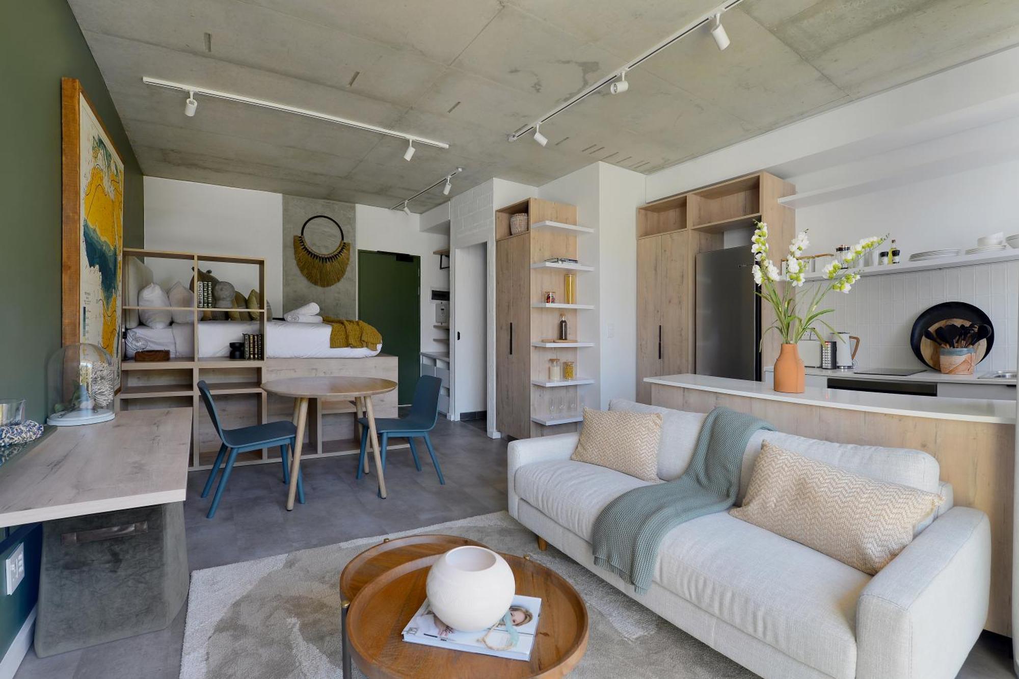 Sixonn By Fluent - Serviced Apartments Cape Town Room photo